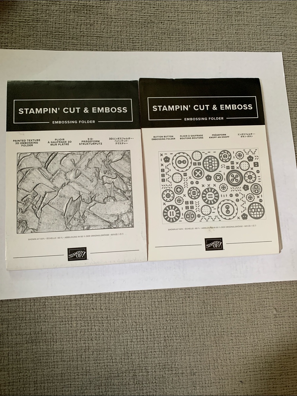 Stampin' Up! Black & White Embossing Folder Duo - Button + Painted Texture
